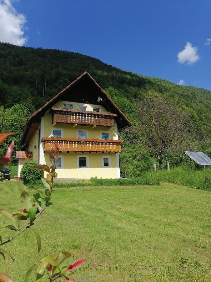 Apartment House Andrej ボーヒニ エクステリア 写真