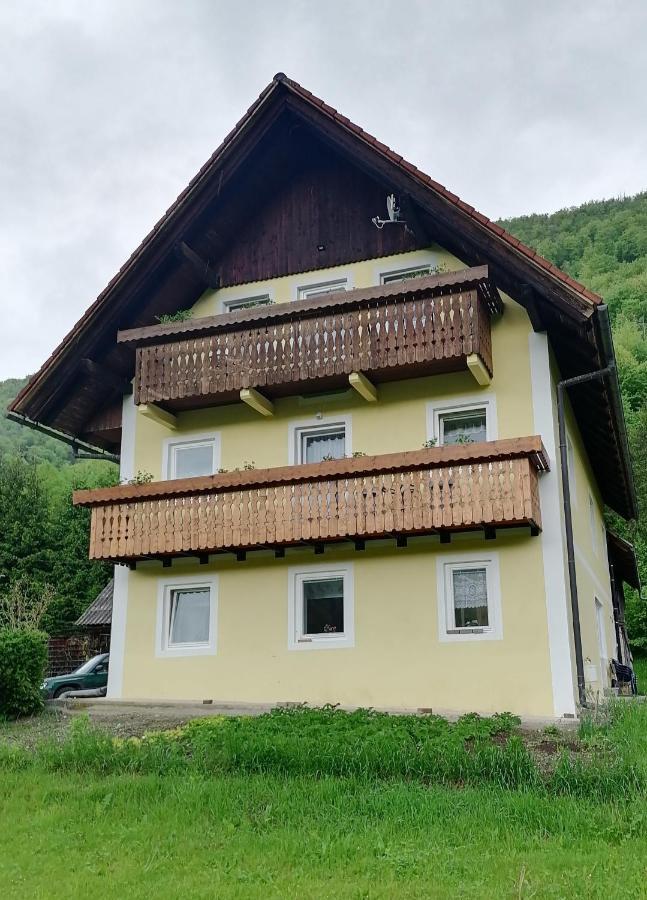 Apartment House Andrej ボーヒニ エクステリア 写真